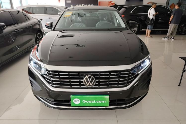 Volkswagen Passat 2026 — 2