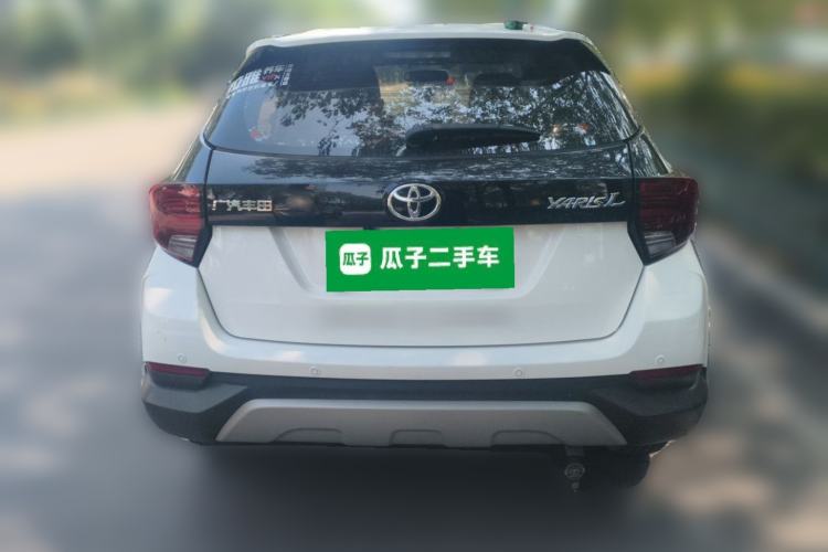 Toyota YARiS L 2022 — фото 3