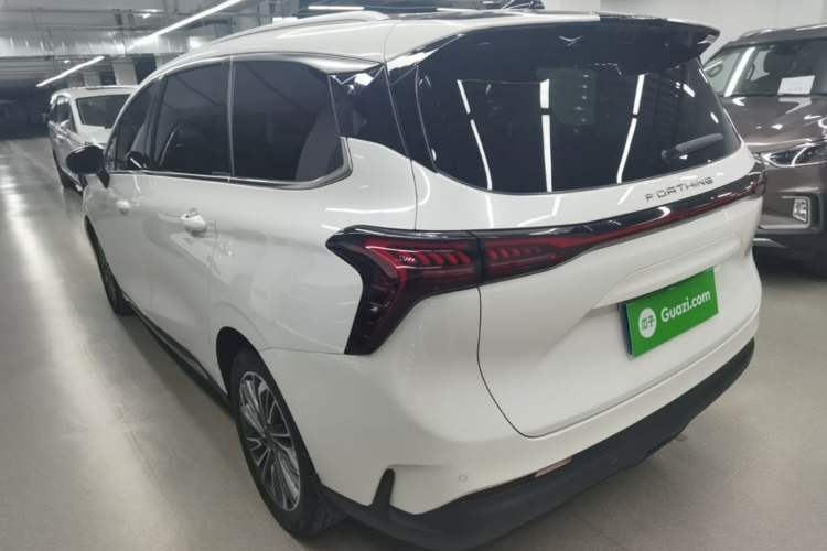 Forthing Yacht 2023 — 4