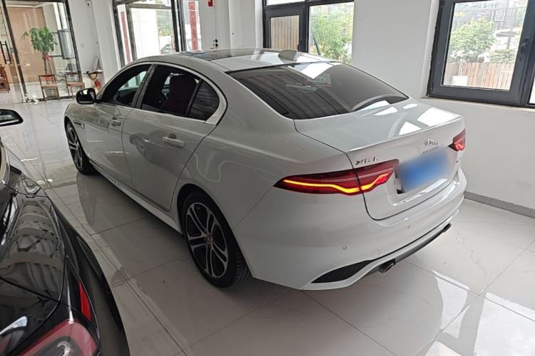 Jaguar XEL 2024 — 4