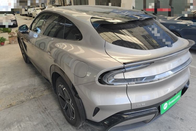 Xiaomi Auto YU7 2025 — фото 4