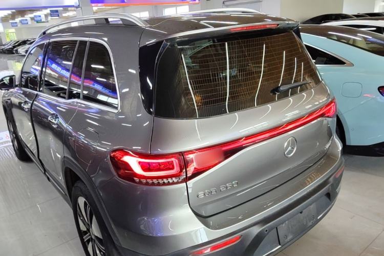 Mercedes-Benz EQB 260 2022 — 4