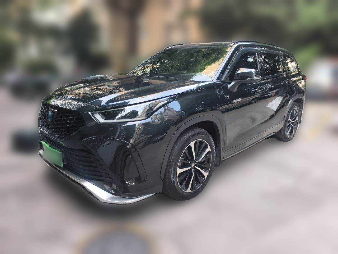 Toyota Highlander 2023 — фото 1