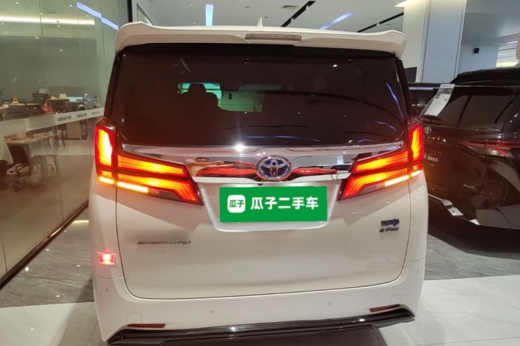 Toyota Alphard 2020 — фото 5