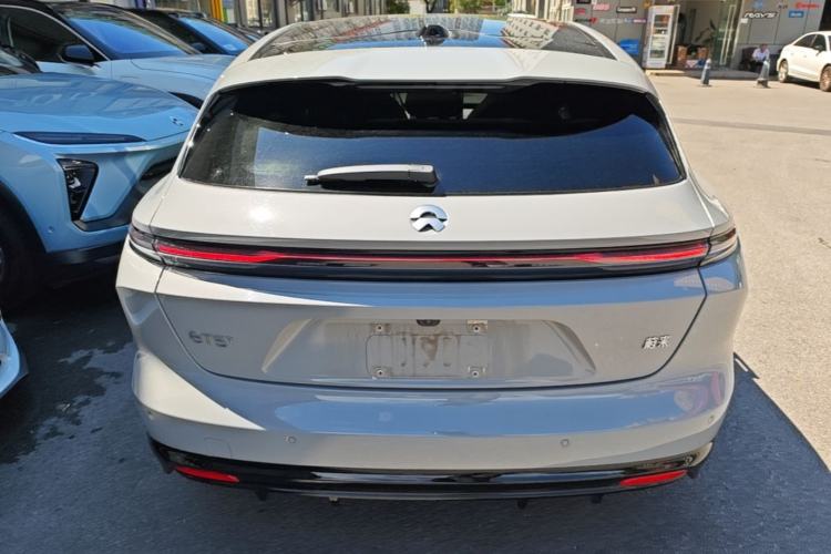 NIO ET5T 2025 — 5