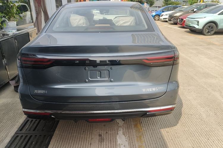Geely Galaxy Stellar 6 2026 — 5