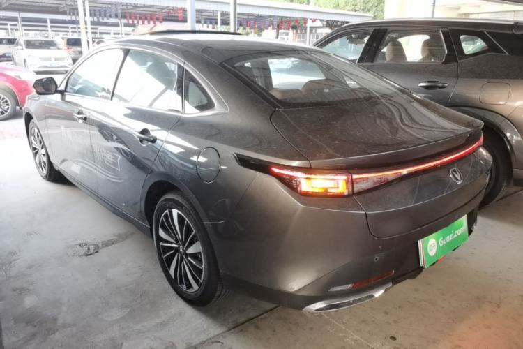ChangAn Eado 2025 — 4