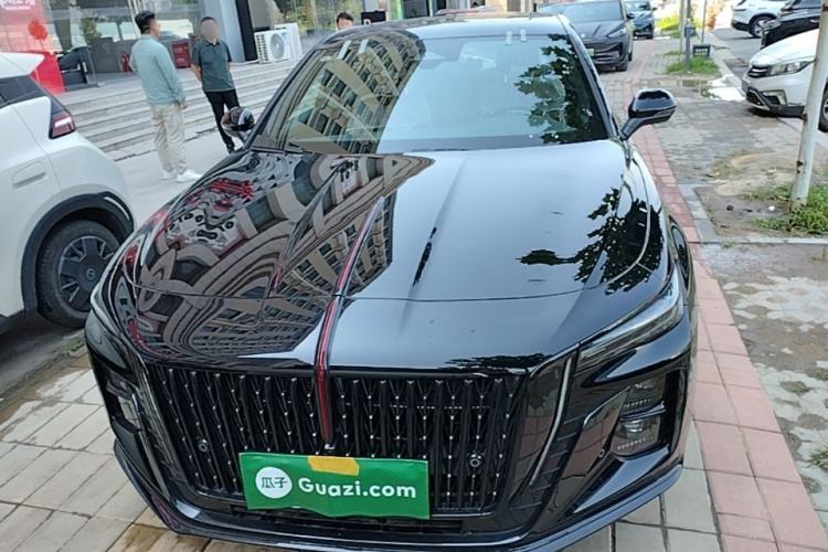Hongqi H5 2025 — 2
