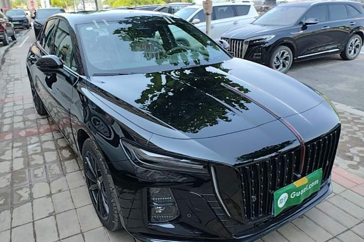 Hongqi H5 2025 — 3