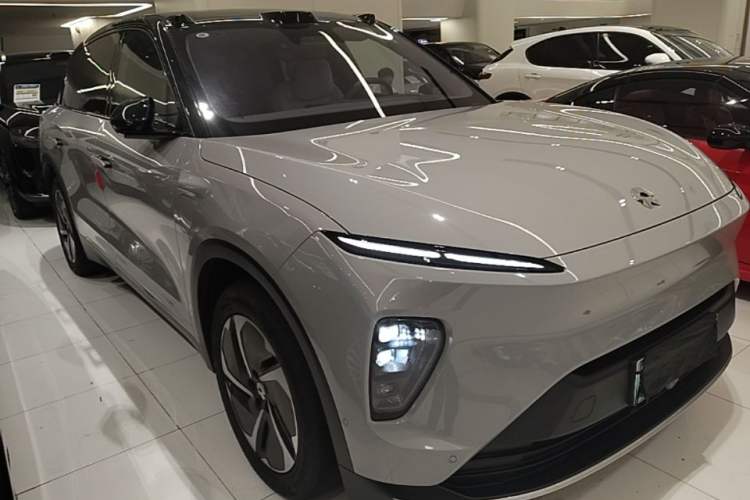 NIO ES8 2024 — 3
