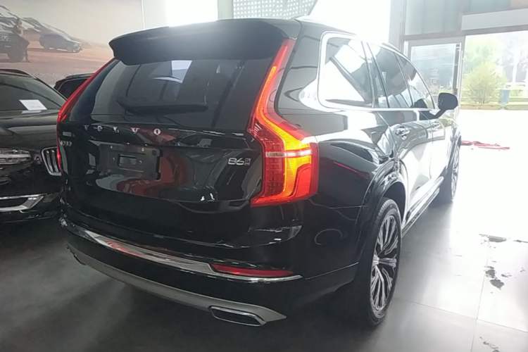 Volvo XC90 2021 — фото 3