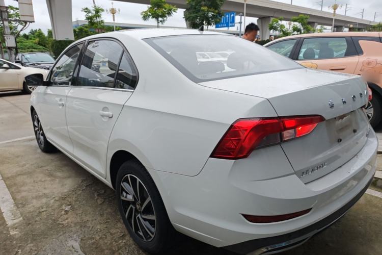 Skoda Rapid 2020 — 4
