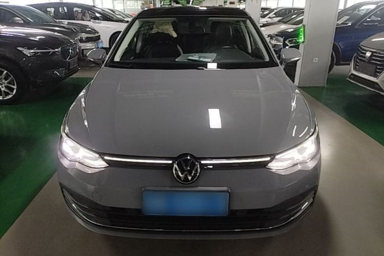 Volkswagen Golf 2021 — 2