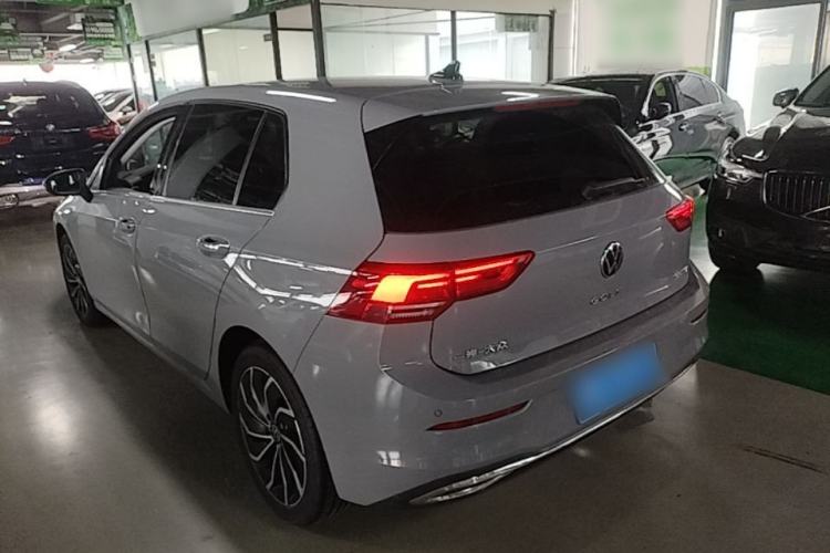 Volkswagen Golf 2021 — 4