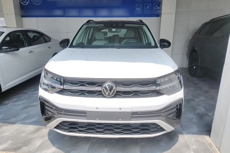 Volkswagen Tharu 2024 — 2