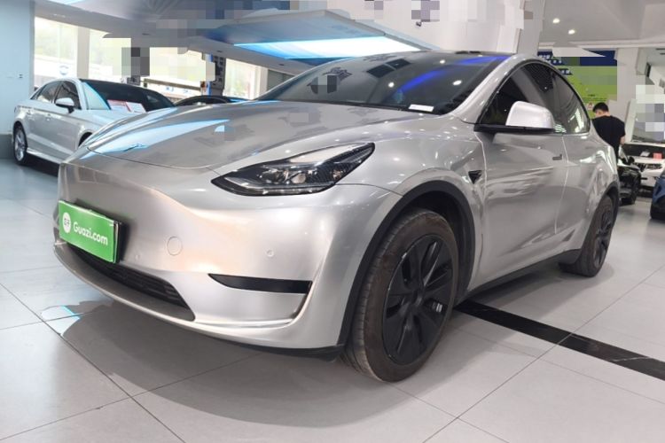 Tesla Model Y 2023 — фото 1