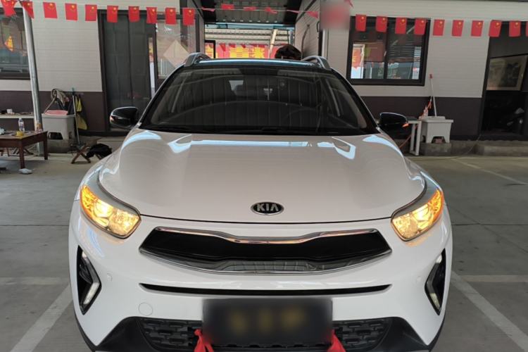 Kia Stonic 2021 — 2