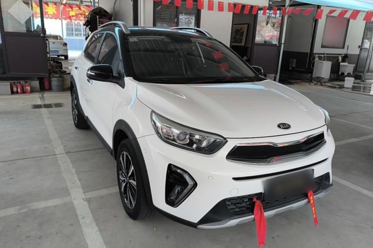Kia Stonic 2021 — 3
