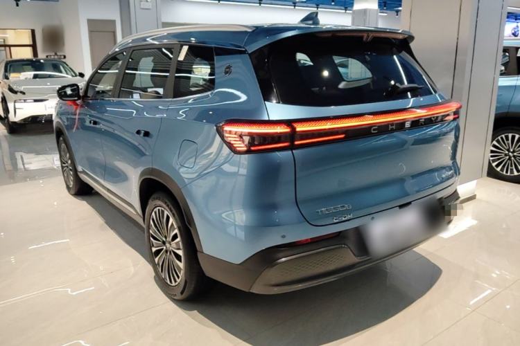 Chery Tiggo 8 Plus C-DM 2025 — фото 4