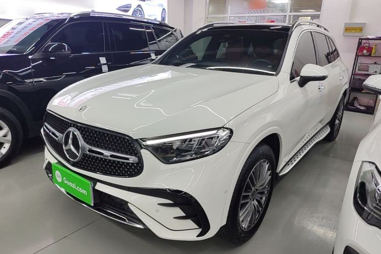 Mercedes-Benz GLC 300 L 2025 — фото 1