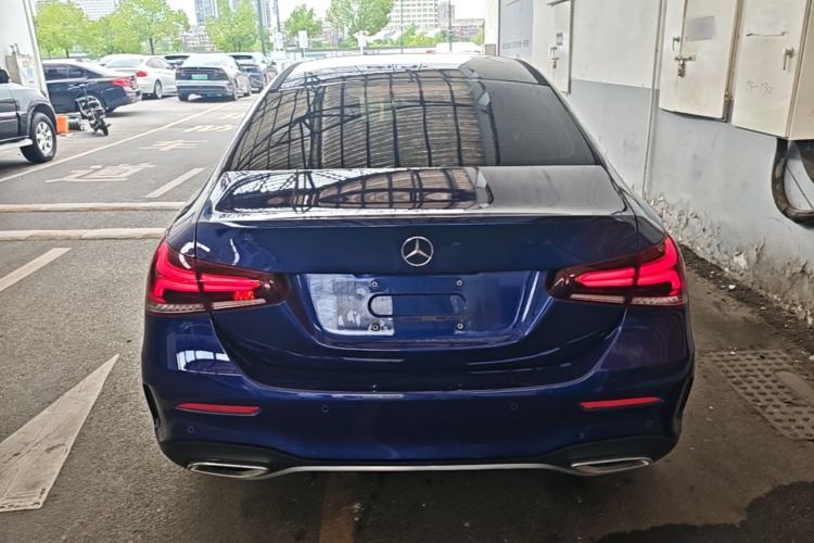 Mercedes-Benz A 200 L 2020 — фото 5