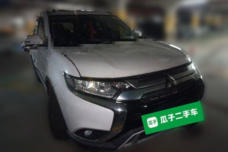 Mitsubishi outlander 2020 — фото 3