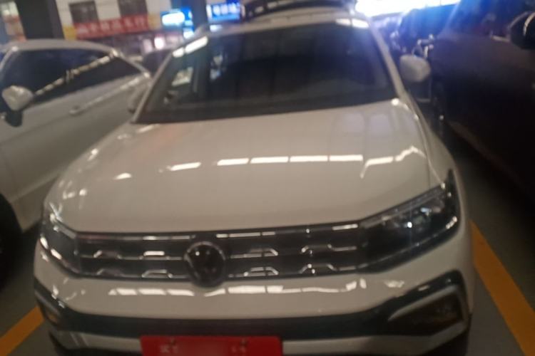 Volkswagen T-Cross 2021 — 2