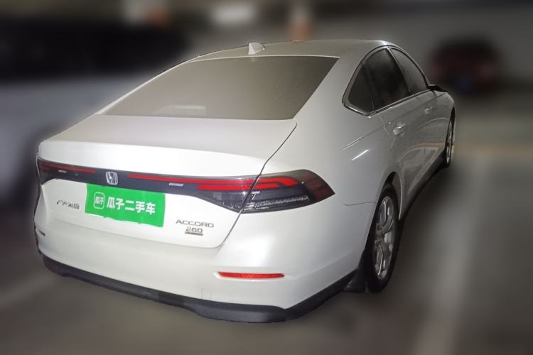 Honda Accord 2023 — фото 4