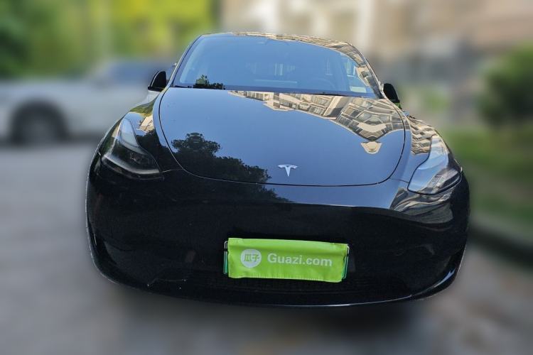 Tesla Model Y 2022 — 2