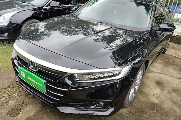 Honda Accord 2022 — фото 1