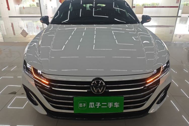 Volkswagen CC 2025 — 2