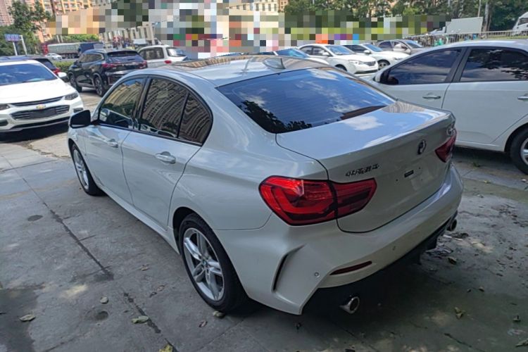 BMW 120i 2020 — фото 4
