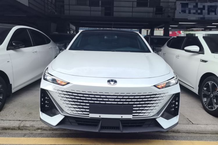 ChangAn UNI-V 2022 — 2