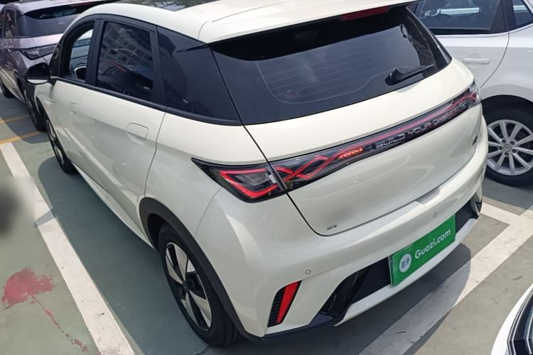 BYD Dolphin 2023 — 4