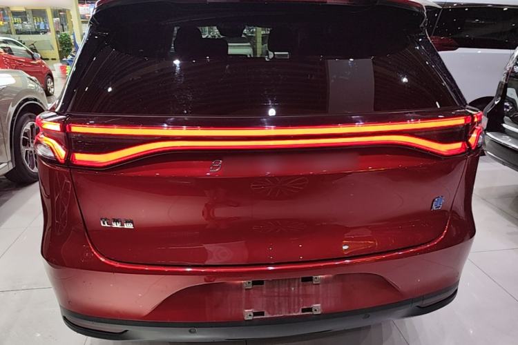 BYD Tang 2020 — 5