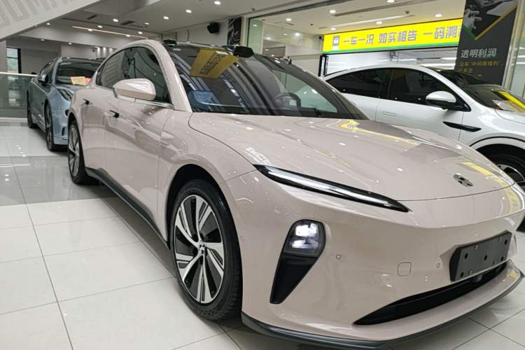 NIO ET5 2024 — 3