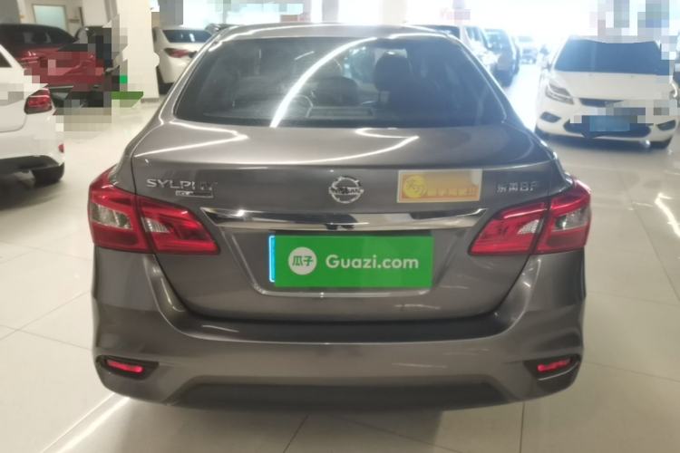 Nissan Sentra 2021 — 5