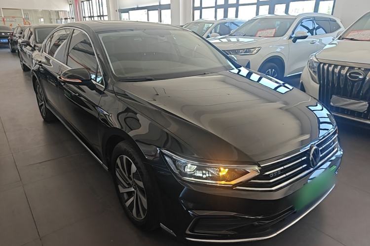 Volkswagen Magotan GTE 2022 — 3