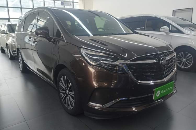 Buick GL8 2021 — 3