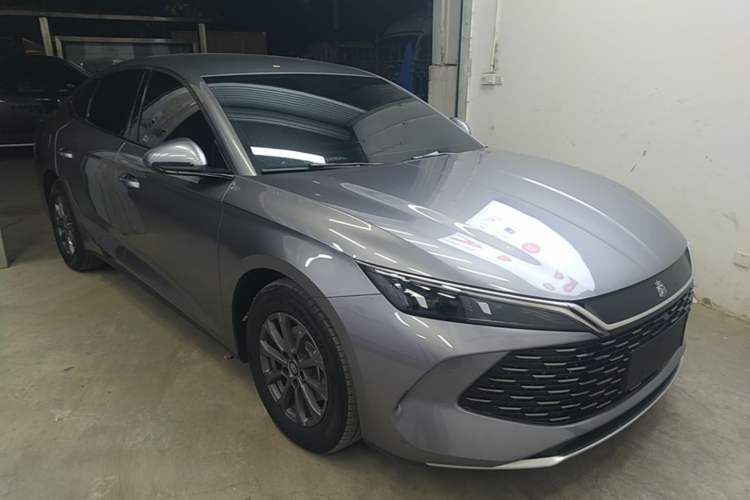 BYD Qin L 2024 — 3
