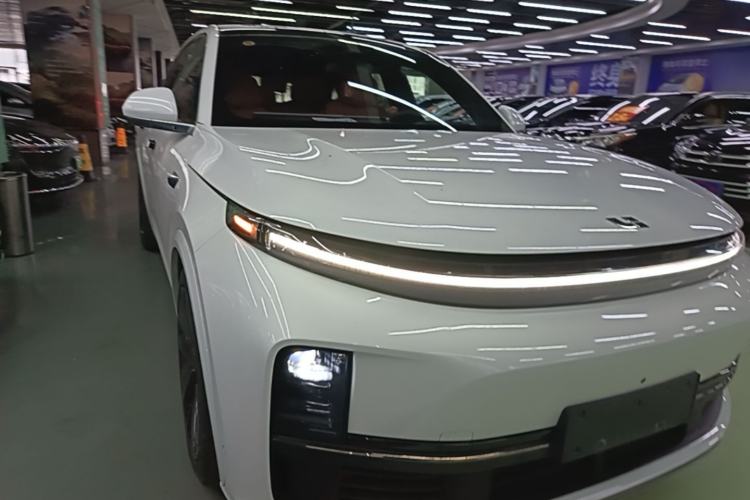 Li Auto L7 2023 — 3