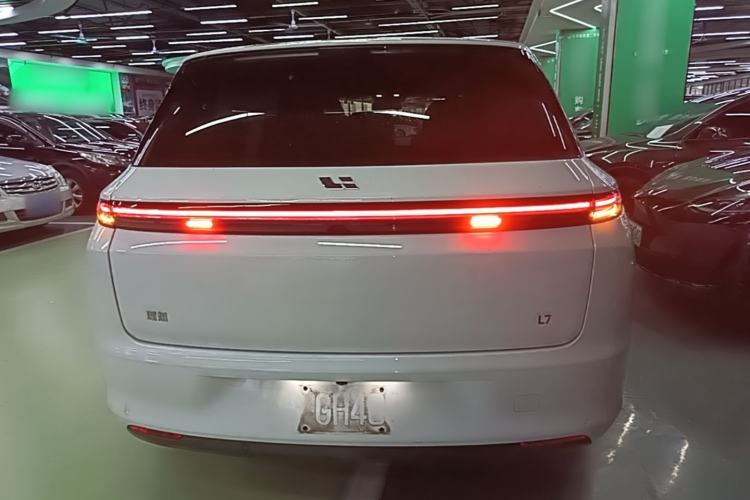 Li Auto L7 2023 — 5