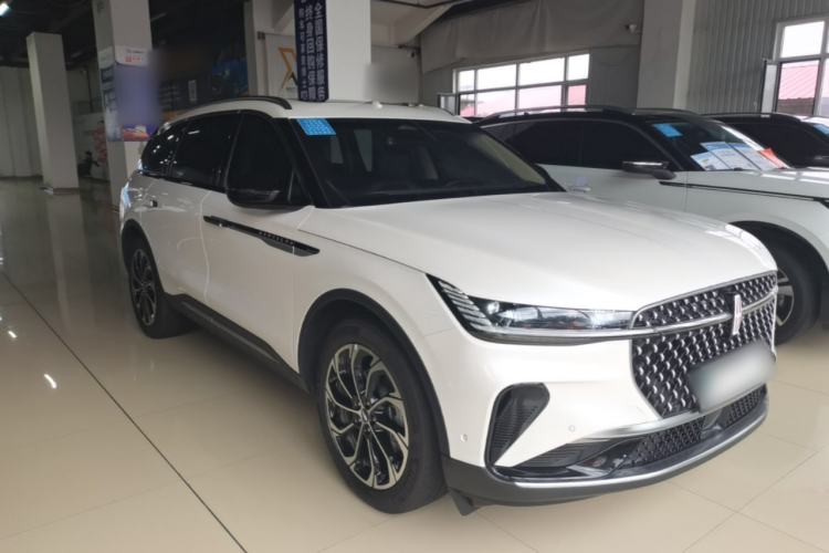Lincoln Nautilus 2023 — 3