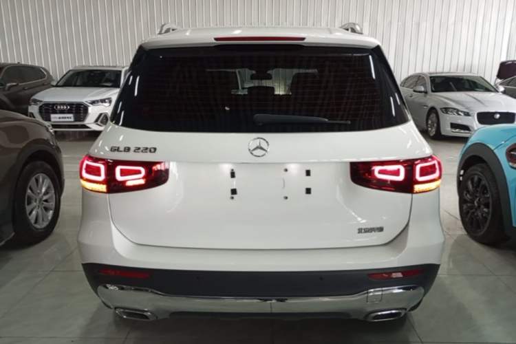 Mercedes-Benz GLB 220 2022 — 5