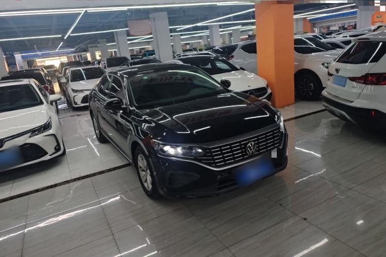 Volkswagen Passat 2023 — 3