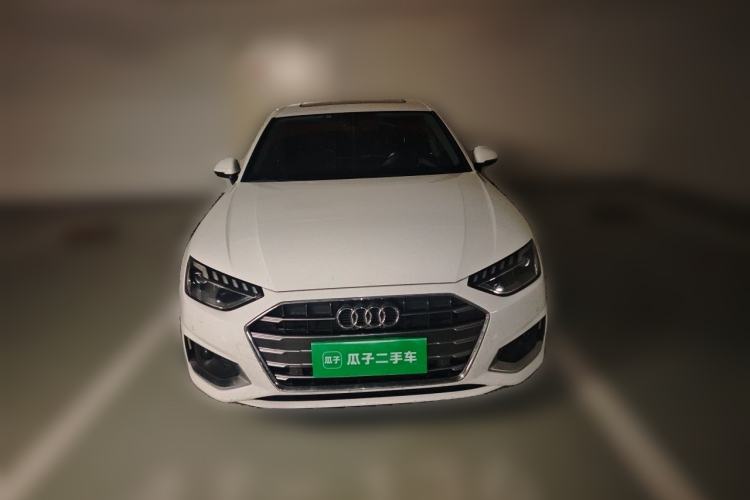 Audi A4 2020 — 2
