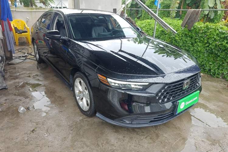 Honda Accord 2023 — 3