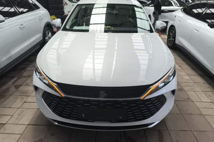 BYD Qin L 2024 — 2