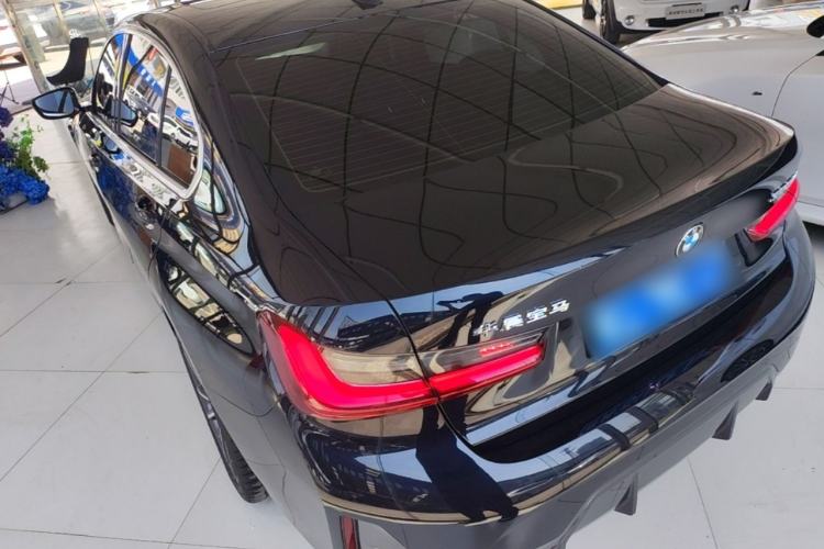 BMW 320Li 2024 — 4