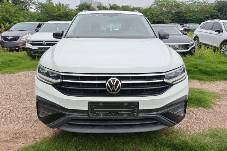 Volkswagen Tiguan L 2024 — фото 2